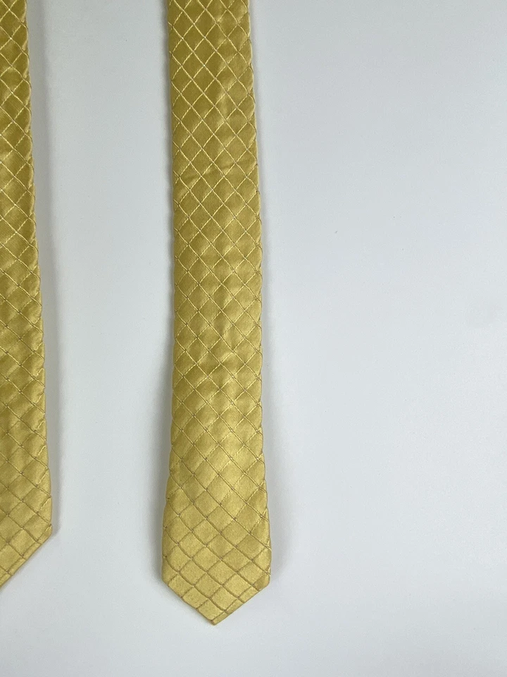 Corbata Donald Trump Signature Collection Mezcla Seda Hecha en China 59.5" Largo x 3.5" Foto 3 de 4