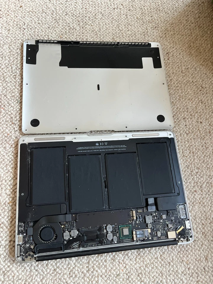 MacBook Air A1369  13" Laptop w/ High Sierra - READ! - Image 2 of 4