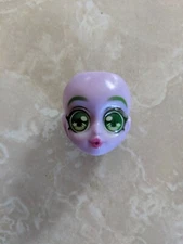 Capsule Chix Chicks Ctrl + Alt + Magic Doll HEAD FACE GREEN EYES KISSY LIPS