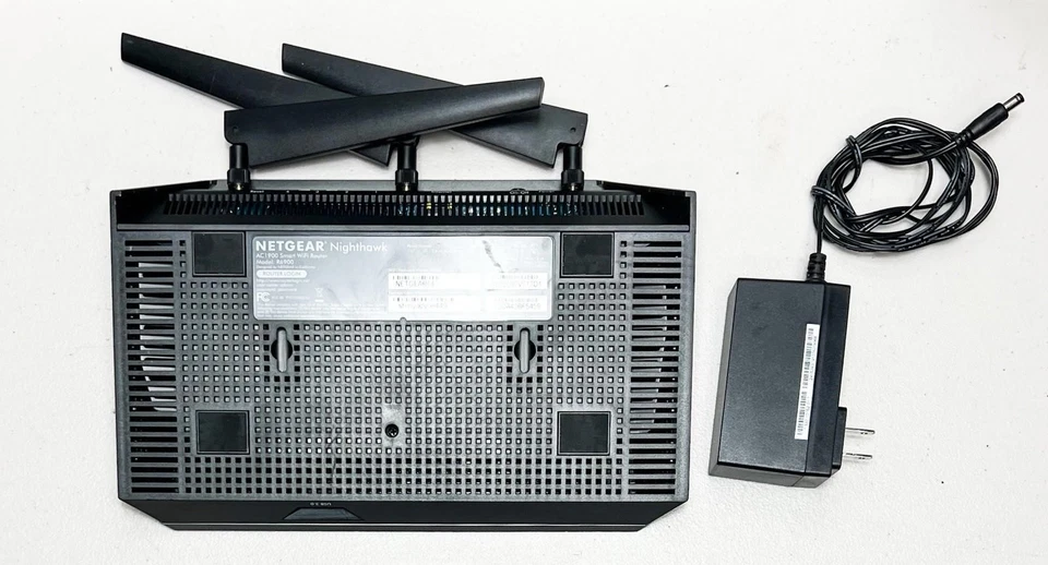 NETGEAR R6900 Nighthawk AC1900 Smart WiFi Router W/ADAPTER FREE S/H - Image 2 of 2