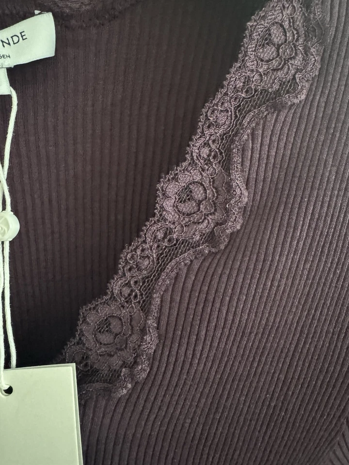 Rosemunde Copenhagen Silk Cardigan in plum RRP £80 size M £45 - Image 4 of 4