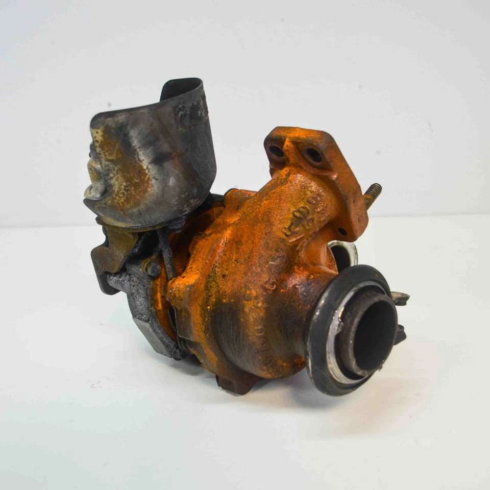 Turbocompresor Ford Kuga II DM2 819872-1 1,5 diésel 88 kW 2019 10661662 - Imagen 3 de 4