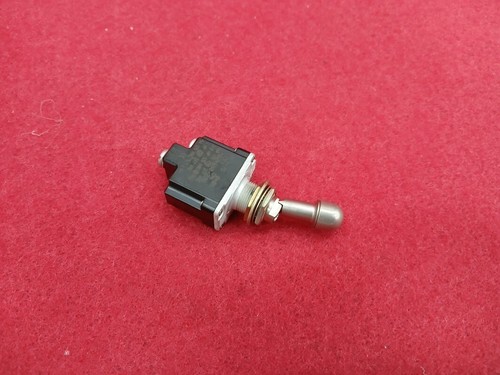 HONEYWELL MICRO SWITCH. 1TL1-2G. MS24658-22G. Toggle Switch OFF-ON. - Picture 4 of 4