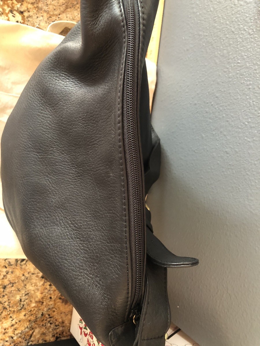 Vintage NWOT Black Pebble Leather Shoulder/bucket Bag Purse