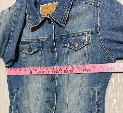 Vintage Hollister Co. Womens Jean Jacket 100% Cotton Blue Denim Distressed Large - Picture 10 of 15