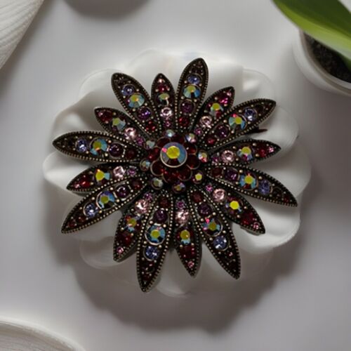 Precioso Broche Joan Rivers Cristalizado con Cristales Rojos Swarovski