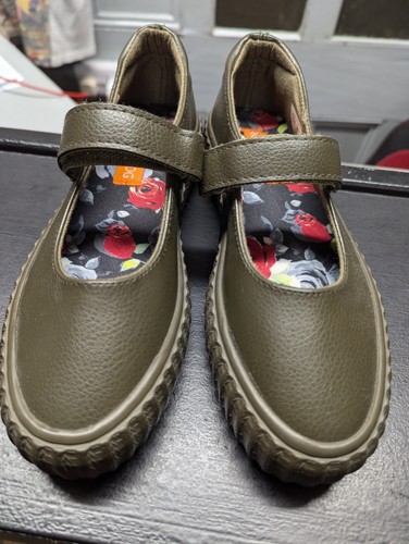 Rocket Dog shoes trainers Size UK 3 Green Leatherette Smart & Very Well Made - Picture 2 of 7