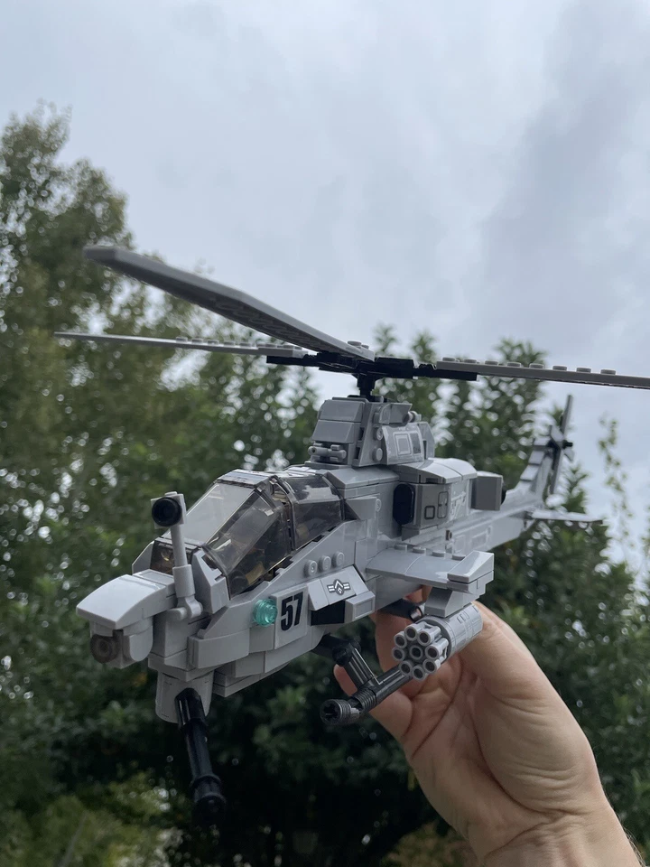 Marine Attack Helicopter Bell AH-1Z Viper Military Building Bricks Blocks NIB - Image 3 of 4