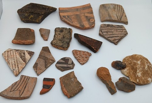 Native American Pottery Shards, Flint, Rock, Indian - Picture 1 of 7