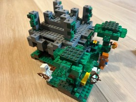 LEGO Minecraft: Jungle Temple (21132), 100% complete