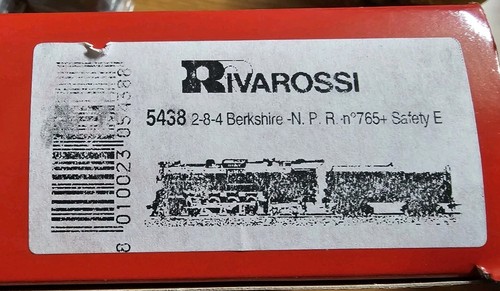 Rivarossi HO Scale #5438 2-8-4 Berkshire Nickel Plate Road / NYC & St. L #765 - Picture 3 of 22