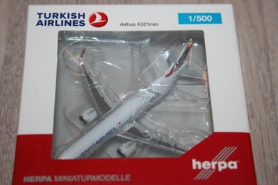 Turkish Airlines Airbus A321 neo TC-LSA scale 1/500 Herpa Wings no. 532853