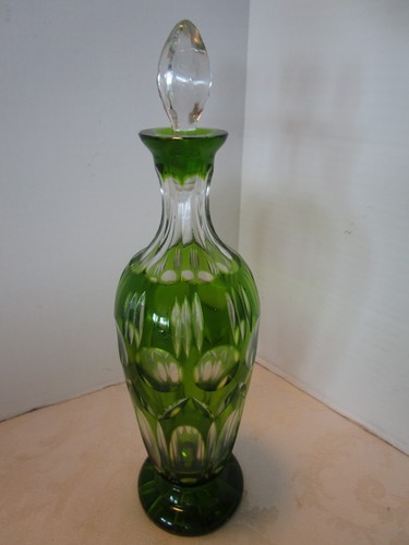 "Decantador de vidrio transparente vintage checo bohemio verde corte en capas 2 12,75"" t" - Imagen 11 de 22