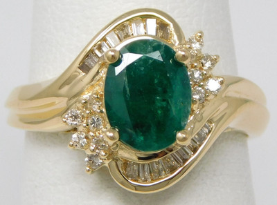 14 kt Gelbgold ovaler Smaragd Halo DIAMANT Ring Größe 5 1/2 B9059