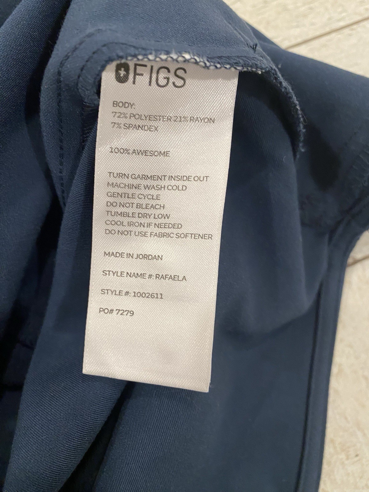 Figs Rafaela Oversized Scrub Top Women's Size M Navy blue Shirt Medical Pockets thumbnail 11