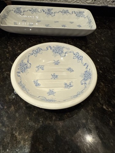 LAURA ASHLEY BLUE RIBBON ROUND SOAP DISH