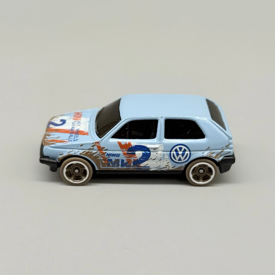 Volkswagen Golf MK2 2018 Mystery Models Serie 3 azul fundido a presión 1/64 Hot Wheels Foto 4 de 4