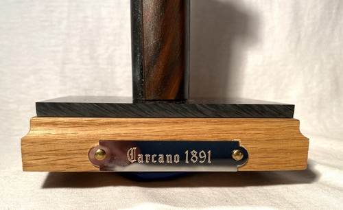 Support display stand for Carcano 1891 bayo. with wooden base and engraved plate - Foto 2 di 6