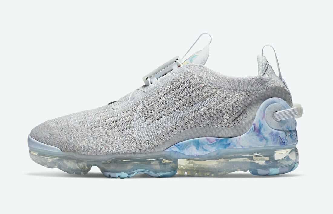 靴 NIKE AIR VAPORMAX 2020 FLYKNIT Air VaporMax 2020 Flyknit 'Smoke Grey' Release Date. Nike SNKRS