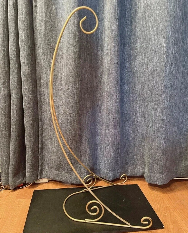 Soporte colgante para pasteles con cristales Foto 3 de 4