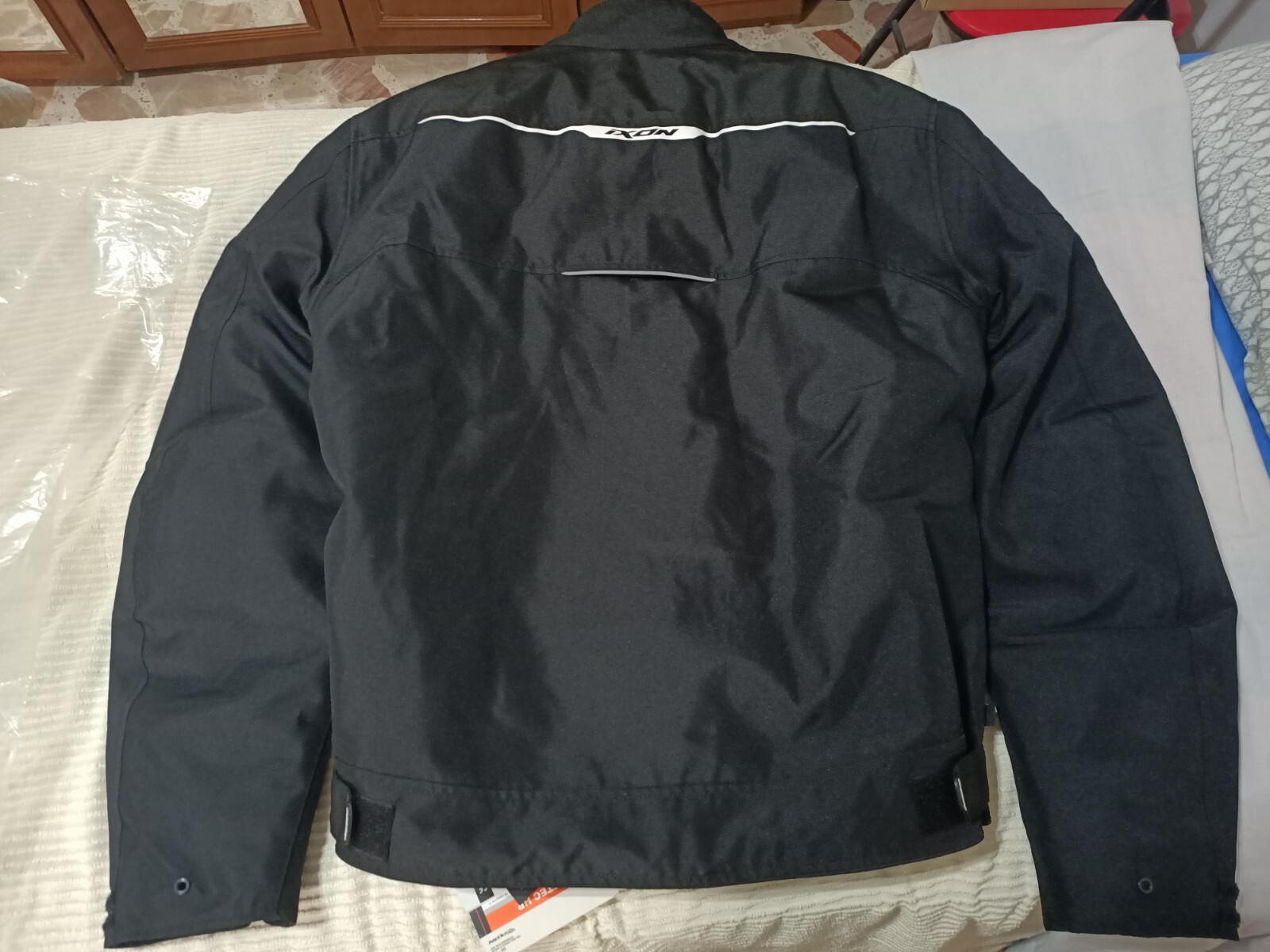 Foto 2 di 8