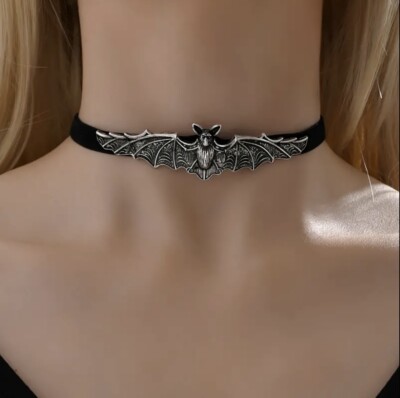 Gothic black Velvet Choker Necklace silver bat pendant, Vampire Style Y2K