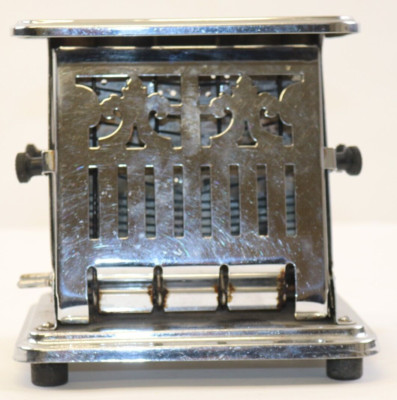 UNIVERSAL 2 SLICE ELECTRIC TOASTER  #E7312...See Photos...