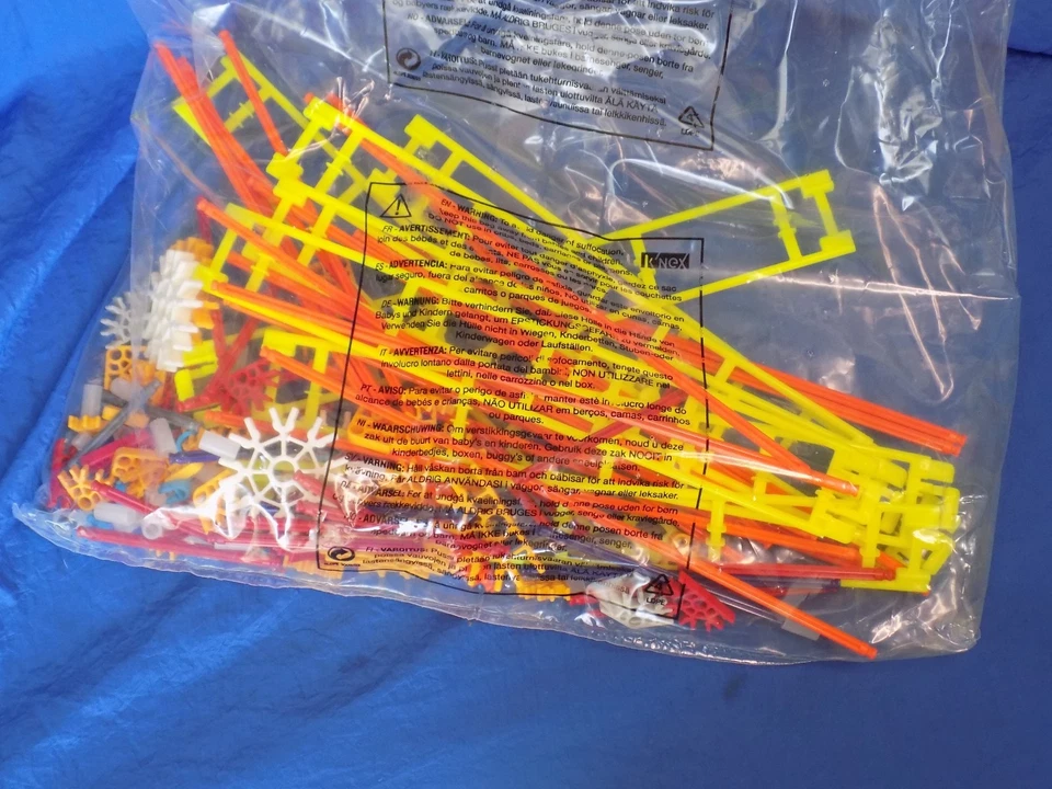 K'NEX CLOCK WORK ROLLER COASTER BUILDING SET 305pc #15406 - Image 4 of 4