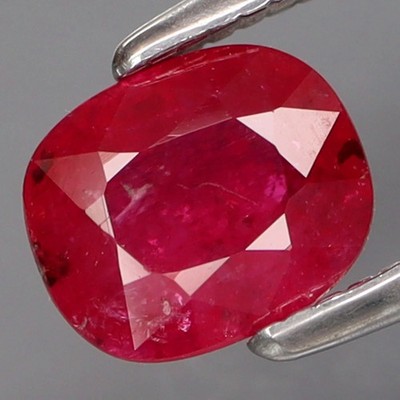 0.93 Ct  Natural Red-Pink Ruby Mozambique Heated Only Oval Shape Loose Gemstone