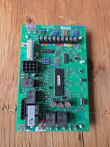 Emerson Furnace Control Board 150-1440 (T10)