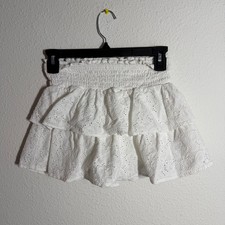 Art Class Tiered Mini Skirt Girls Medium 8 White Eyelet Lace Smocked Waist