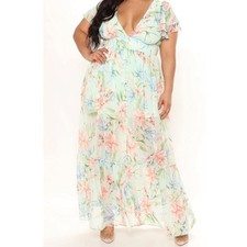 NWT Fashion Nova Trips To Thailand Maxi Dress 2X Mint Floral Plus Size