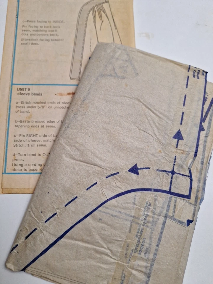 Robe Bath Lounge Tie Mens M 38 40 Simplicity 9637 Sewing Pattern Cut VTG 1970s - Image 4 of 4