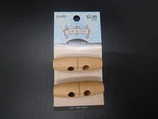 Sew ology Wood Toggle Buttons 1 3/4in - 44mm 2pc 