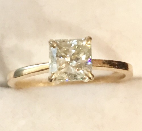 Anello in moissanite taglio radiante circa 1 ct in oro giallo 10 K - Foto 3 di 11