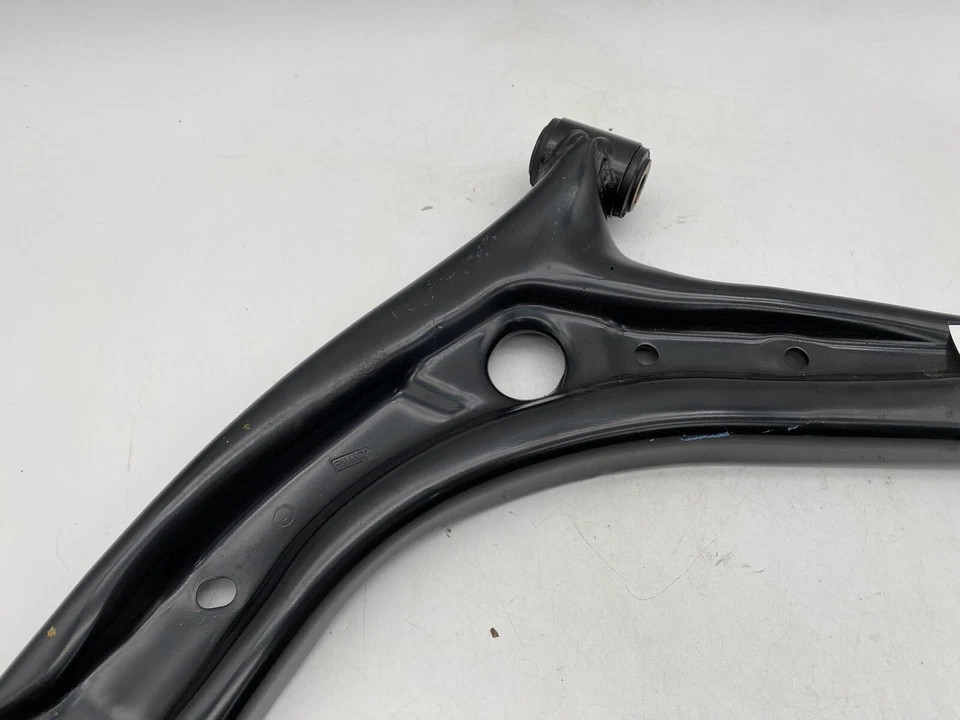 Рычаг управления передней нижней подвеской для Mazda 2 2011-2015 годов выпуска левый новый D651-34-350E - Изображение 3 из 4