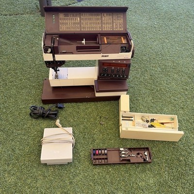 Pfaff Creative 1471 Sewing Machine With Extras  FOR PARTS ONLY