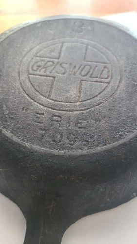 GRISWOLD #3 Slant Logo SKILLET 709b HEAT RING , ERIE