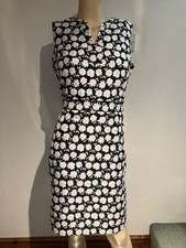Black & white floral Daisy print dress size Small UK 10 from Antoni & Alison