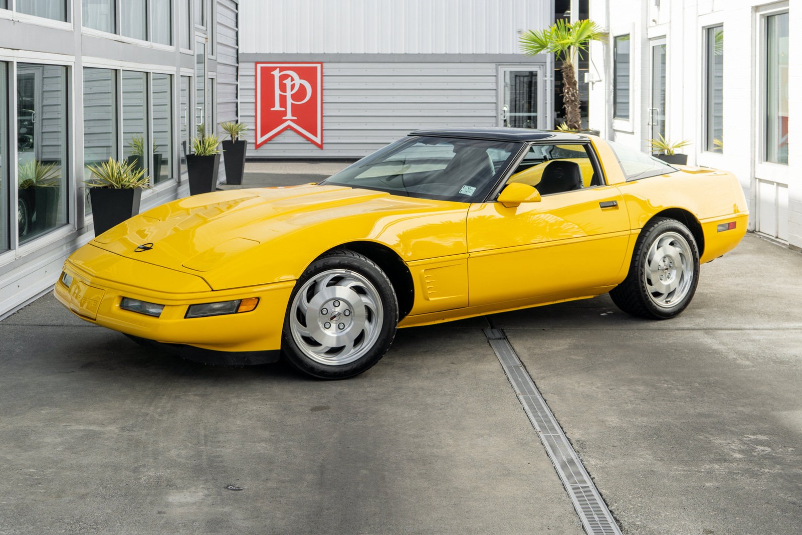 1996 Competition Yellow Chevrolet Corvette   | C4 Corvette Photo 8
