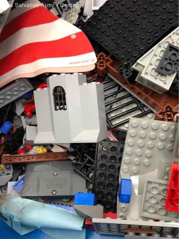 Bulk Lot of Mixed Legos 8 Lbs (Includes the Box Weight) eBay