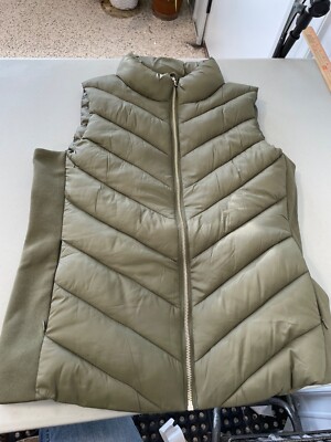Jaclyn Smith Quilted Chevron Design Puffer Vest Size Medium Olive Night Outdoor