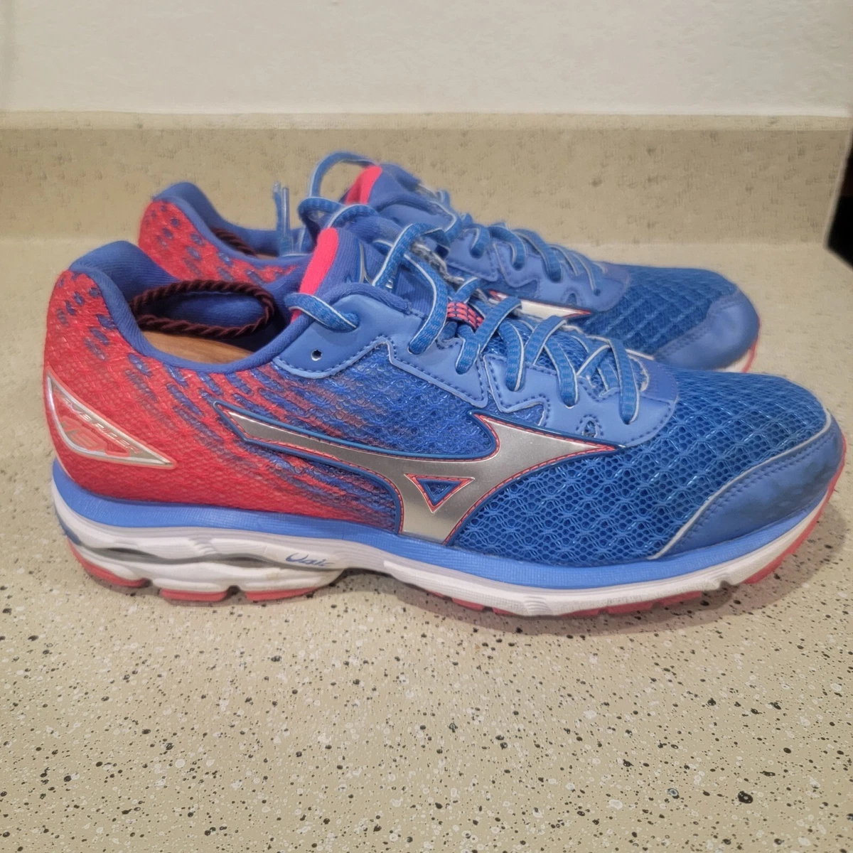 Mizuno rider 19 women's hot sale