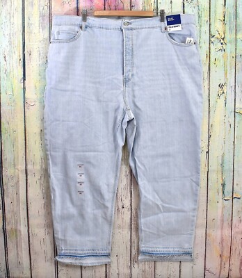 Women's Old Navy Extra High-Rise Sky-Hi Straight Raw Hem Jeans 26, 28 Light Wash