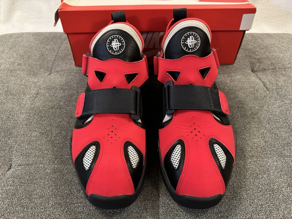2012 Nike Air Trainer Huarache '94 red black gray size 11 👟 Foto 2 de 4