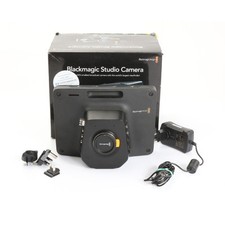Blackmagic Studio Caméra Ultra HD MFT + Très Bien (274815)
