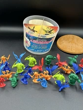 How to Train Your Dragon Bucket of Dragons 27 Characters Spin Master Incomplete