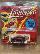 JOHNNY LIGHTNING 1968 TOPPER VW CHROMA ORANGE BUG BOMB BLISTER MT & VVHTF