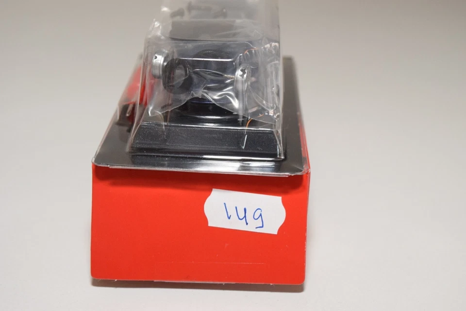 V 1:64 149 KYOSHO COLLECTION 9 NEO FERRARI F12 BERLINETTA BLUE MINT BOXED RARO - Immagine 2 di 2