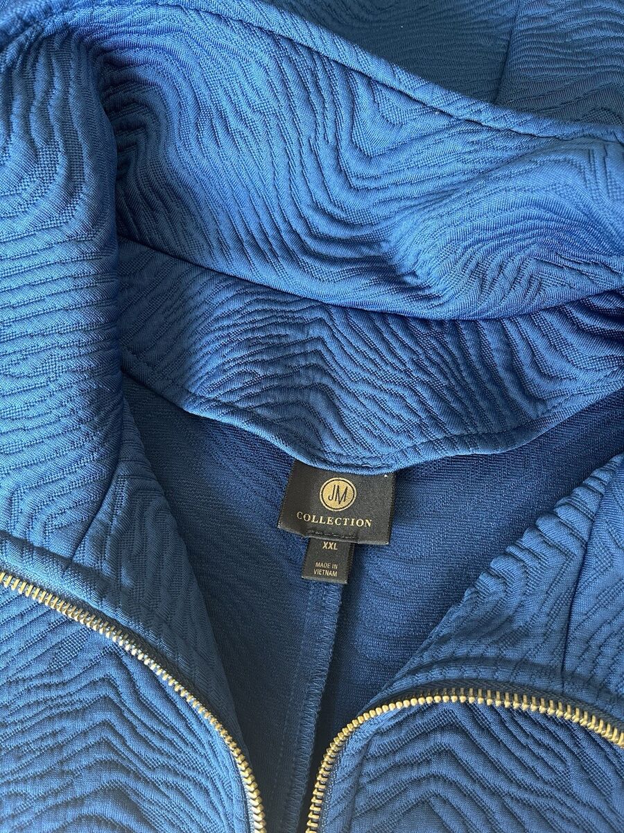 NWOT JM COLLECTION Jacket Jacquard Gold Tone Zip, Slit NWOT JM COLLECTION Jacket Jacquard Gold Tone Zip, Slit